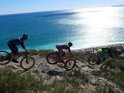 Calice * Calice Ligure