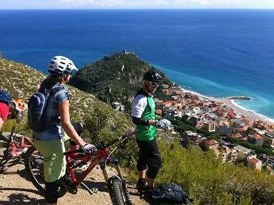 Calice Calice Ligure